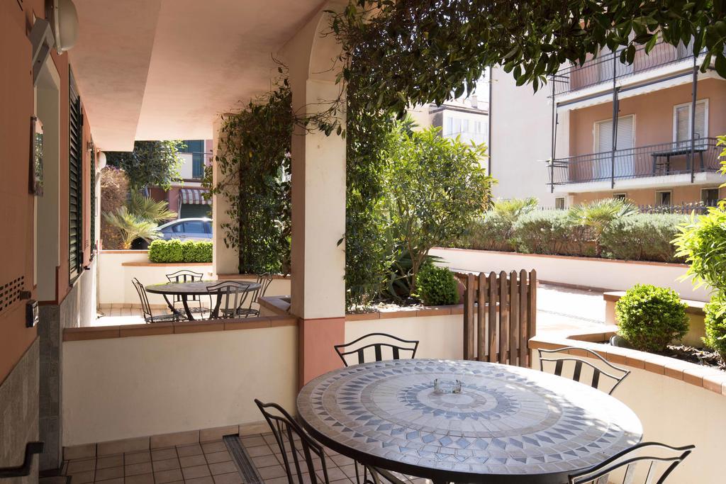 World Village Apart-hotel