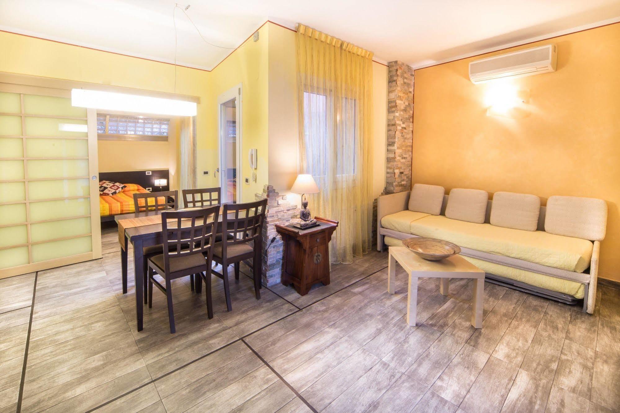 Apart-hotel World Village 3*