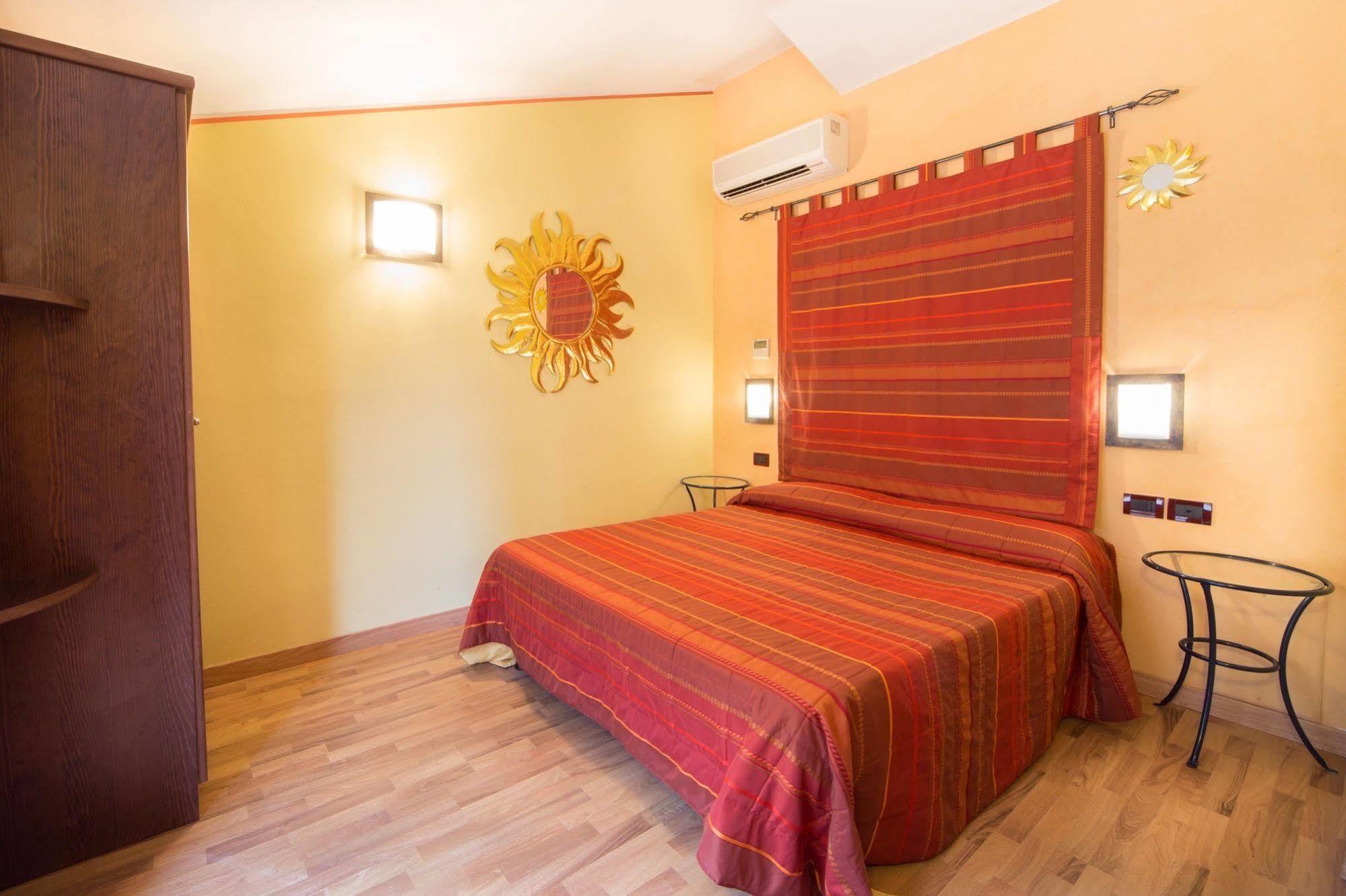 Apart-hotel World Village