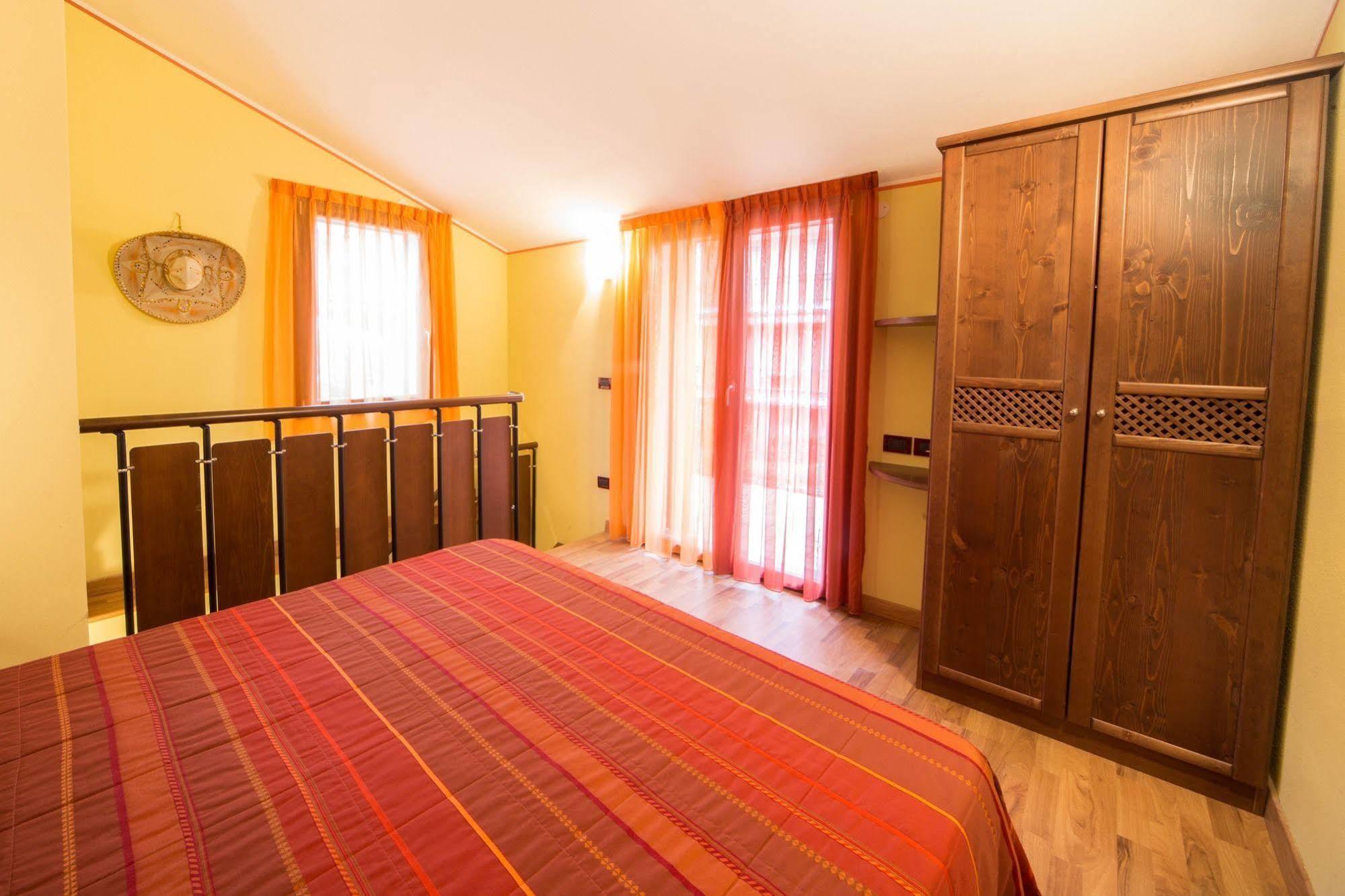 World Village Apart-hotel 3*