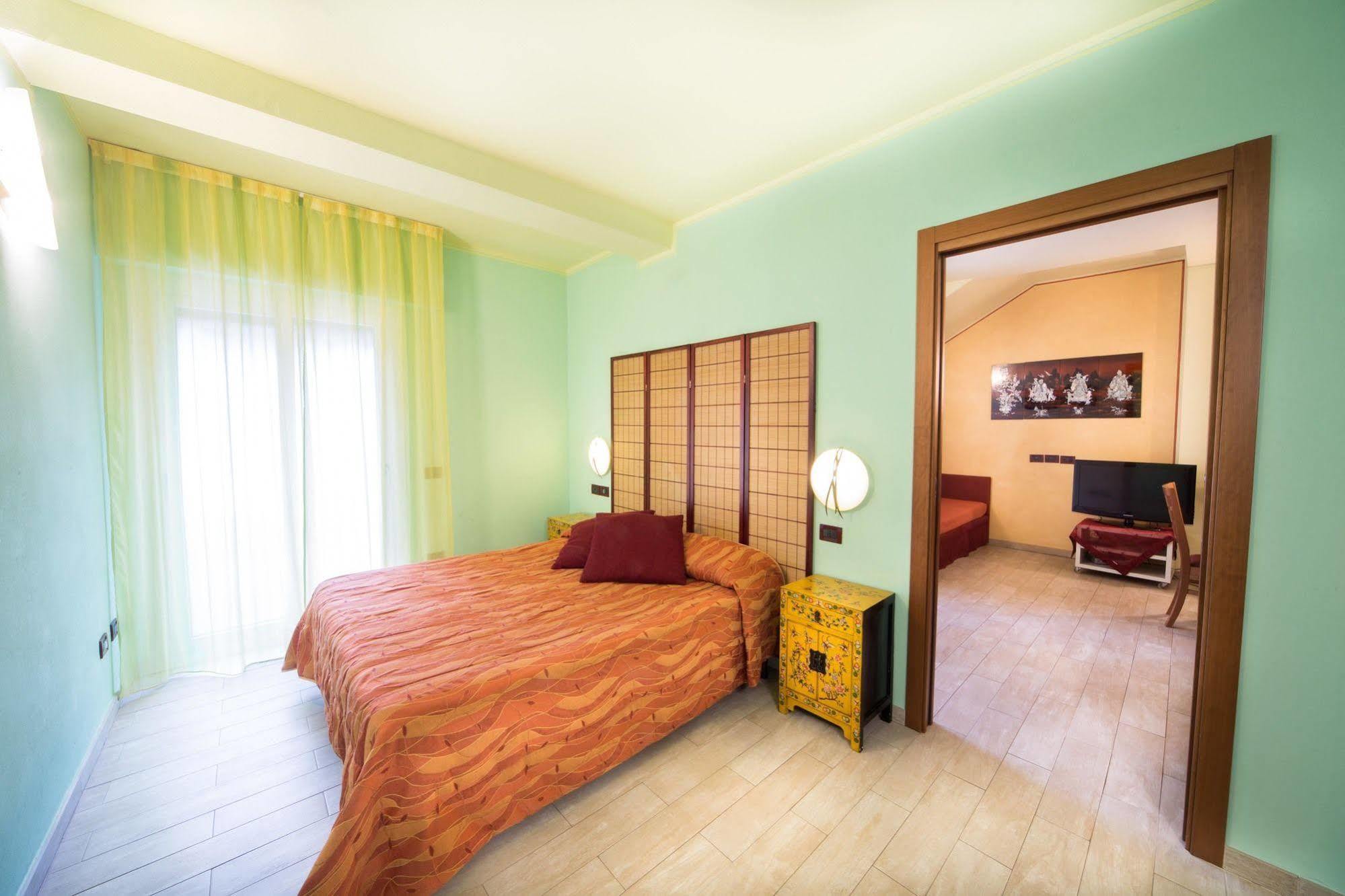 Apart-hotel World Village Diano Marina